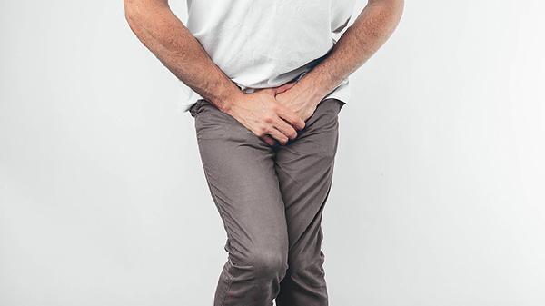 12岁男生出现遗精正常吗