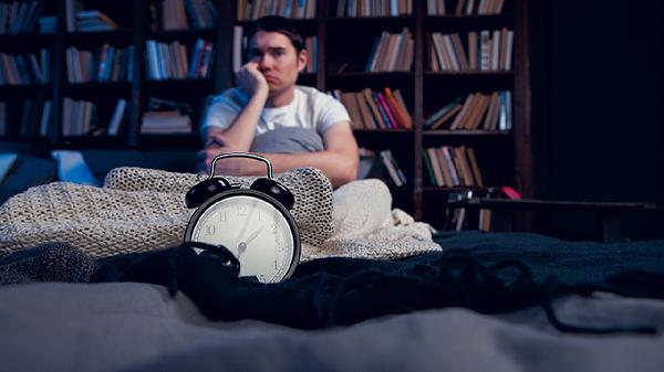 如何用指压改善睡眠法治疗失眠?