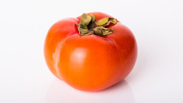 柿子和牛奶可以一起食用吗