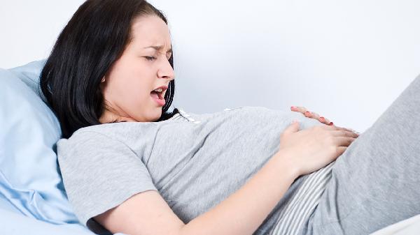 孕妇光喝水不排尿水去哪了
