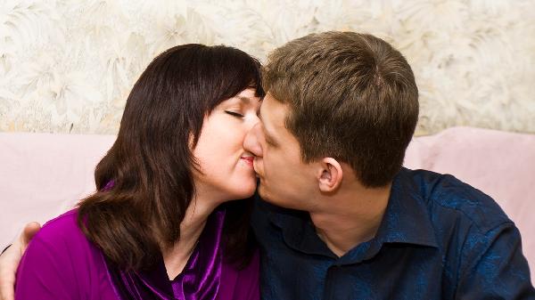 男性如何增加性功能 三个办法有效提高性功能