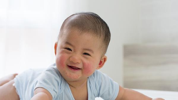新生儿有时候呼吸急促是怎么回事?