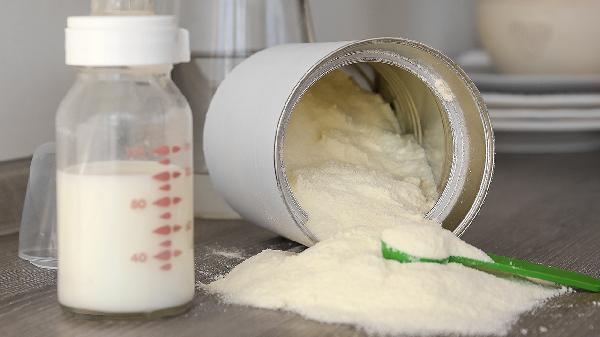 奶粉营养还是纯牛奶营养好