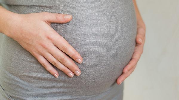 孕妇怀孕期间可以吃泡椒鸡爪吗